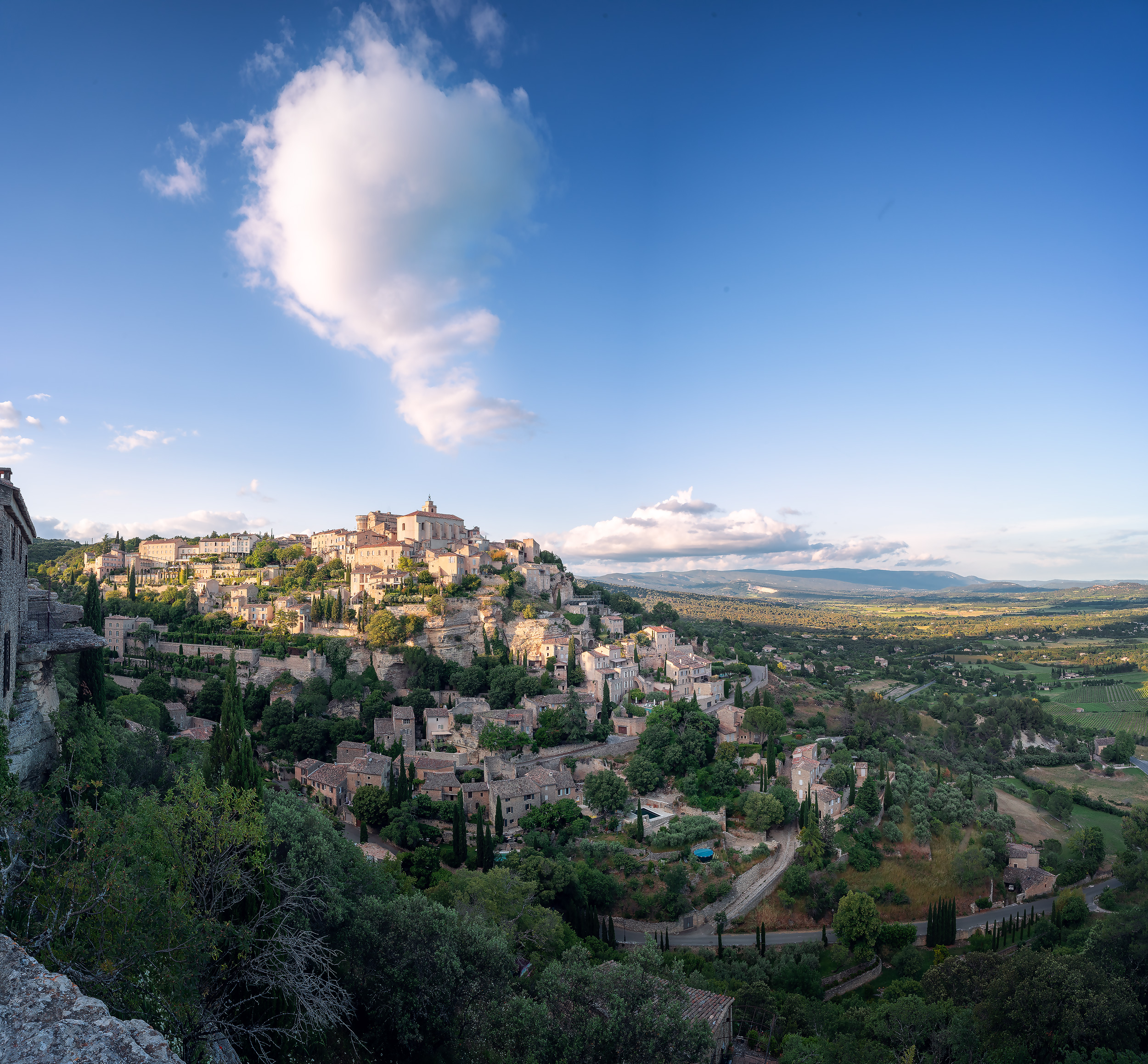 gorde-Vaucluse-Mont-Ventoux Gorde village et Mont ventoux